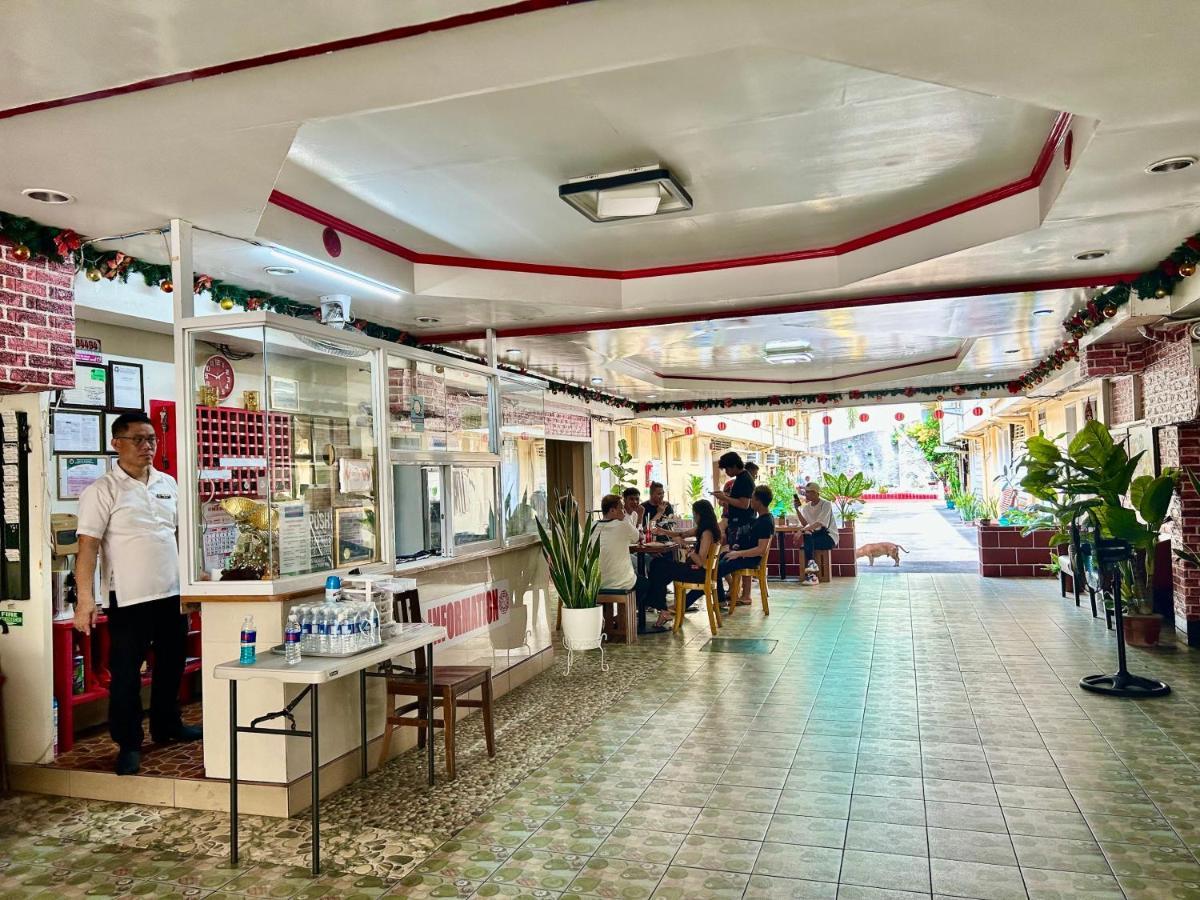 Oyo 971 Liza Lodge パサイ エクステリア 写真